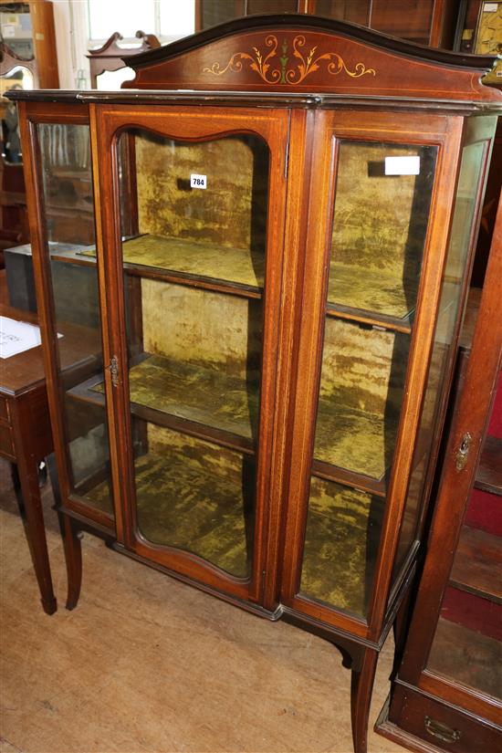Inlaid breakfront display cabinet